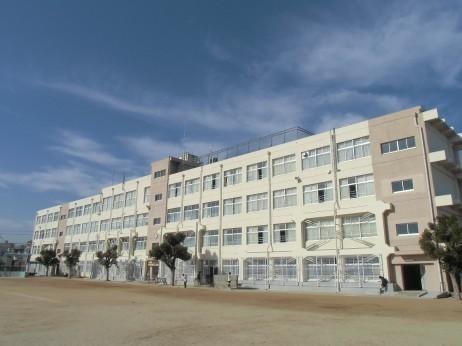 高槻市東五百住町2丁目の中古一戸建て(高槻市立五百住小学校)