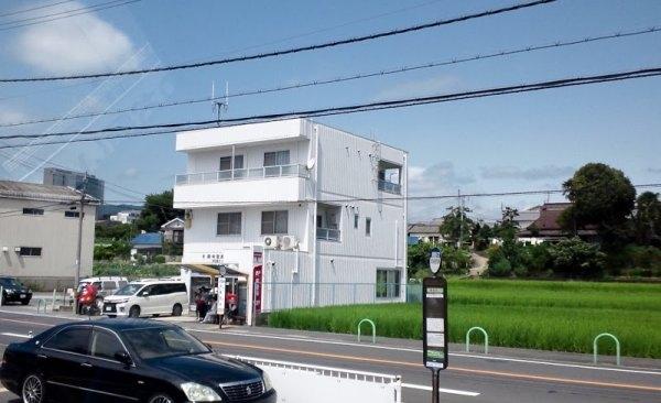 安威団地A棟12号棟(茨木安威郵便局)
