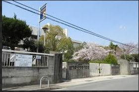 茨木市豊川4丁目の土地(茨木市立豊川中学校)