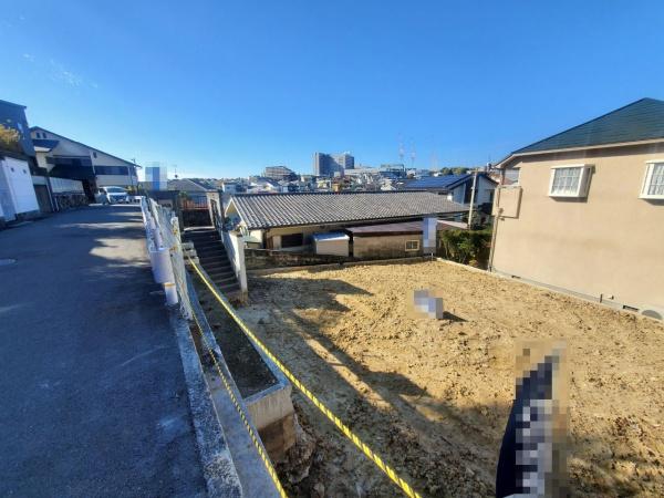 茨木市北春日丘４丁目　新築戸建