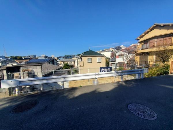 茨木市北春日丘４丁目　新築戸建