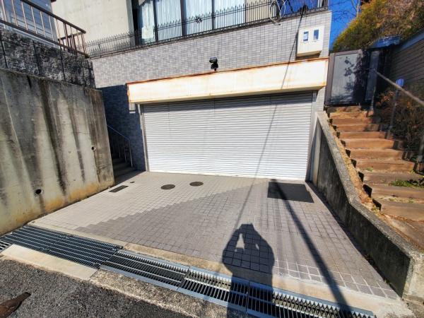茨木市北春日丘3丁目　中古戸建