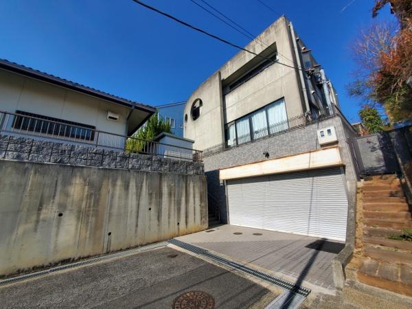 茨木市北春日丘3丁目　中古戸建