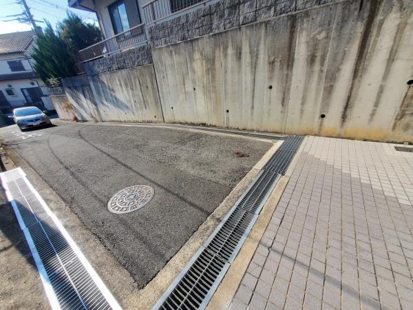 茨木市北春日丘3丁目　中古戸建