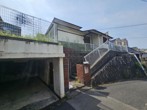 茨木市北春日丘３丁目の土地