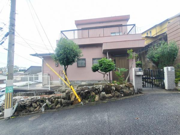 茨木市北春日丘３丁目　古家付き土地