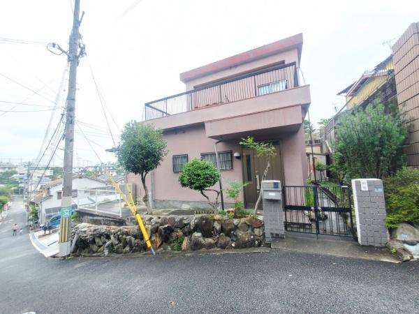 茨木市北春日丘３丁目　古家付き土地