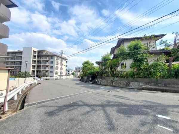 茨木市北春日丘1丁目　中古戸建