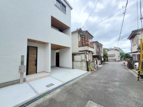 茨木市上野町　新築戸建