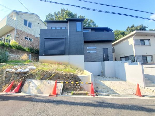 茨木市西安威1丁目　新築戸建
