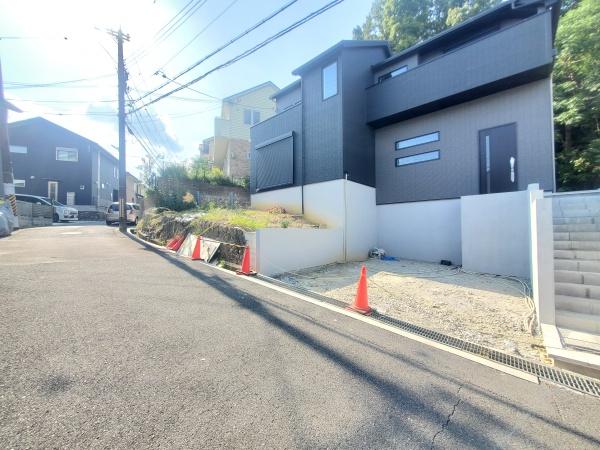 茨木市西安威1丁目　新築戸建