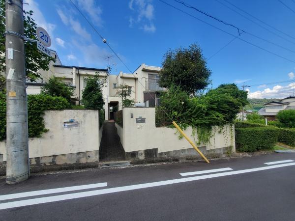 茨木市山手台3丁目　中古テラスハウス