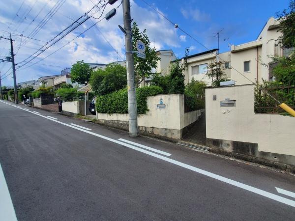 茨木市山手台３丁目の中古一戸建て