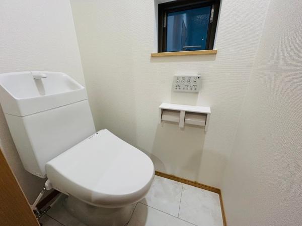 高槻市津之江町３丁目　新築戸建