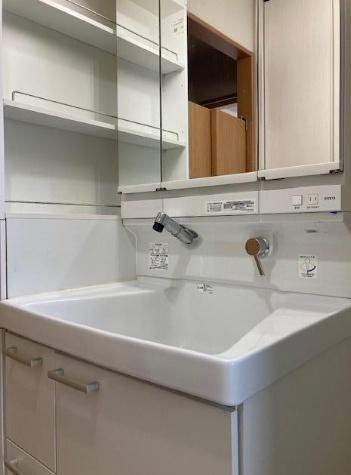 メゾン茨木主原１号棟