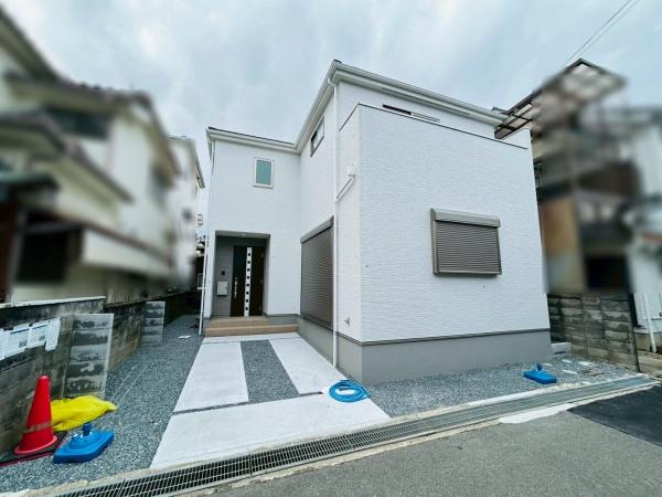 高槻市城南町1丁目　新築戸建