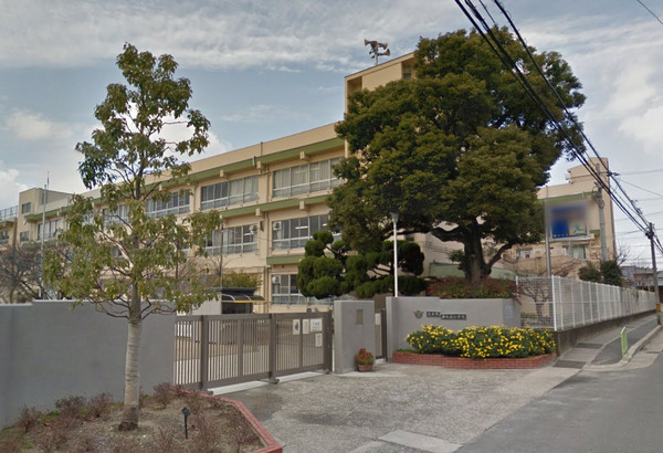 茨木市中穂積2丁目の土地(茨木市立春日丘小学校)