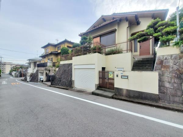 茨木市北春日丘１丁目の土地
