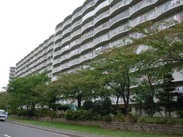 阪急南茨木ハイタウン美沢高層住宅A棟