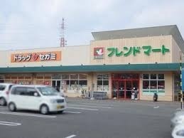 白川高層住宅11号棟(ドラッグセガミ高槻川添店)