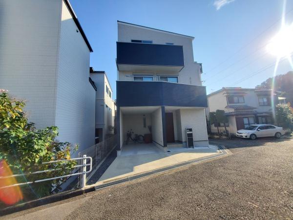 茨木市耳原３丁目の中古一戸建て