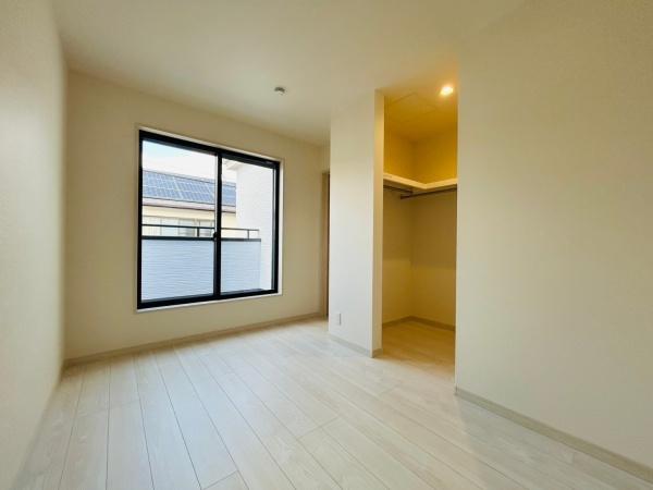 茨木市上野町　新築戸建　３号棟
