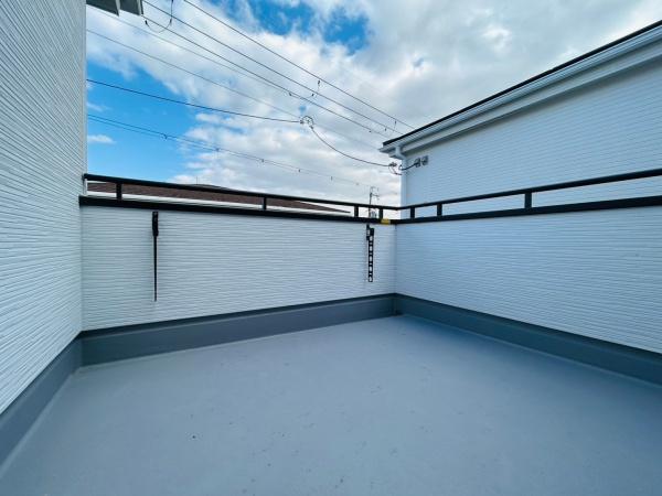 茨木市上野町　新築戸建　３号棟