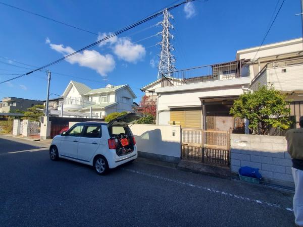 茨木市鮎川３丁目　古家付き土地