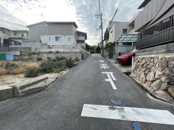 茨木市北春日丘２丁目　新築戸建