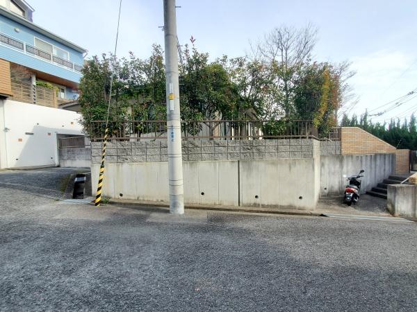 茨木市北春日丘3丁目　中古戸建