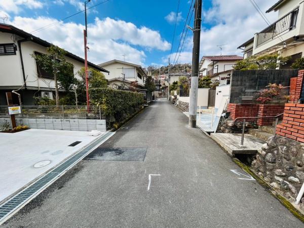 高槻市松が丘4丁目　新築戸建　2号棟
