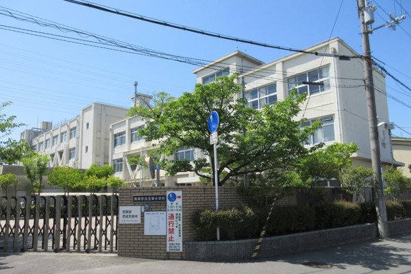 高槻市神内2丁目の新築一戸建(高槻市立五領小学校)