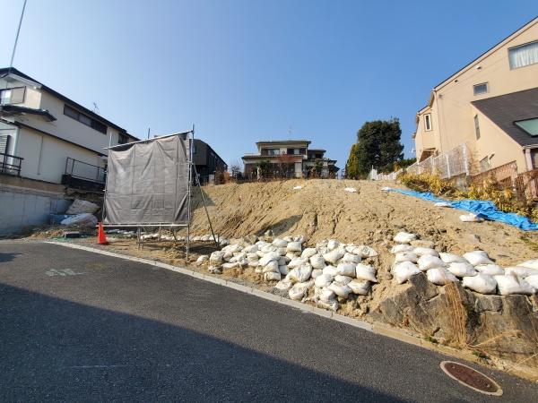 茨木市北春日丘３丁目の土地