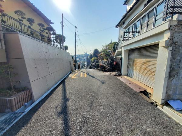 茨木市北春日丘３丁目の土地