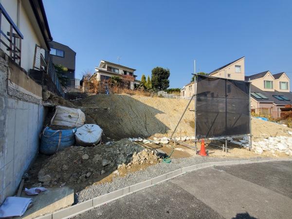 茨木市北春日丘３丁目の土地