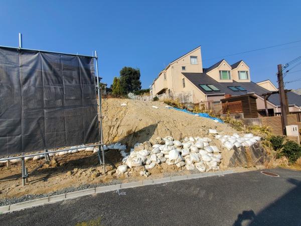 茨木市北春日丘３丁目の土地