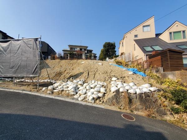 茨木市北春日丘３丁目の土地