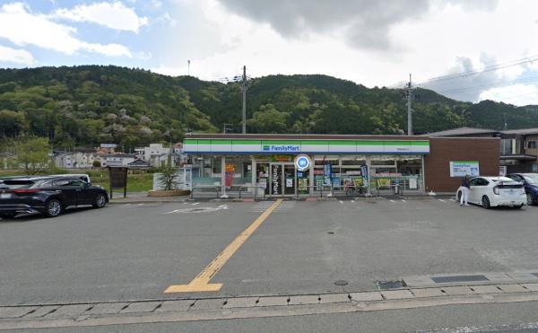亀岡市曽我部町南条中向田の土地(ファミリーマート亀岡曽我部町店)