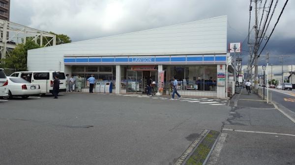 茨木ガーデンハイツ(ローソン茨木上穂積一丁目店)