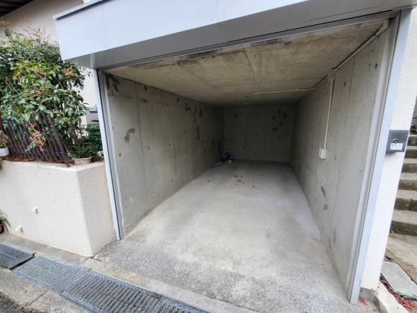 茨木市下穂積３丁目の新築一戸建