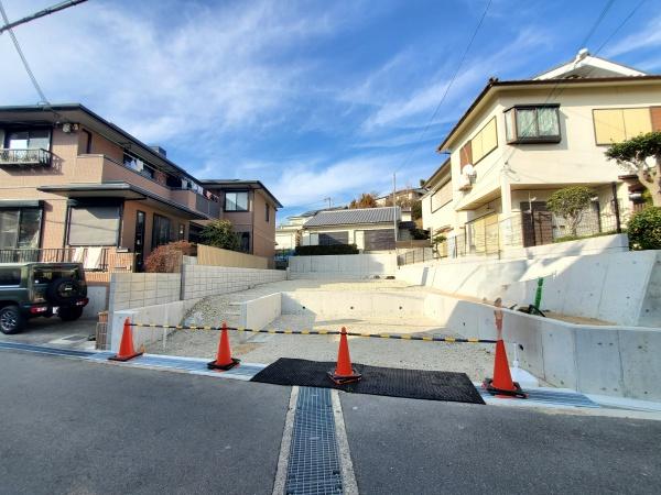 茨木市北春日丘2丁目　売り土地