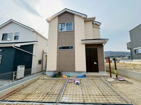 高槻市奈佐原元町　新築戸建　1号棟