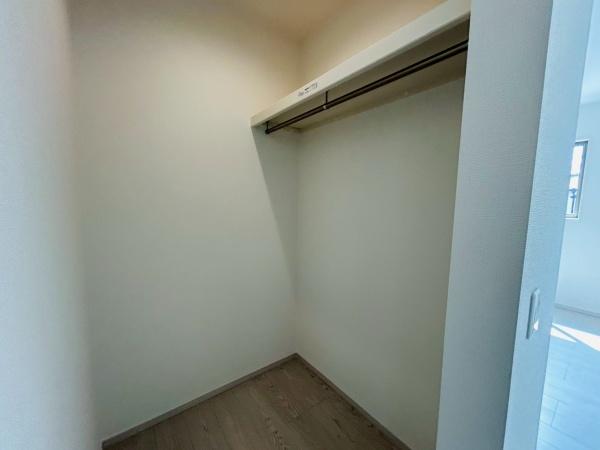 高槻市川添2丁目　新築戸建
