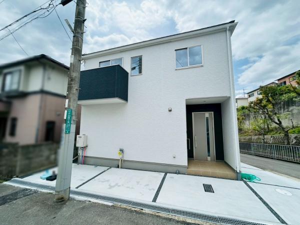 高槻市松が丘4丁目　新築戸建