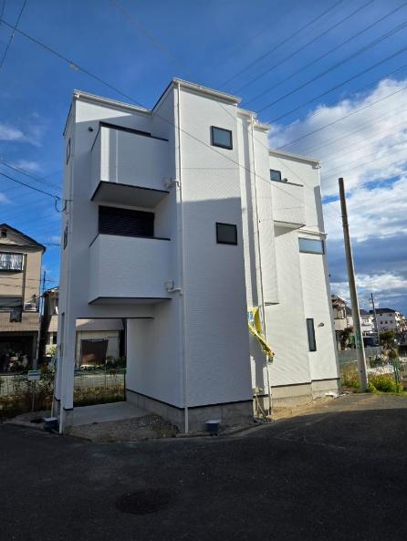 高槻市東天川3丁目　新築戸建