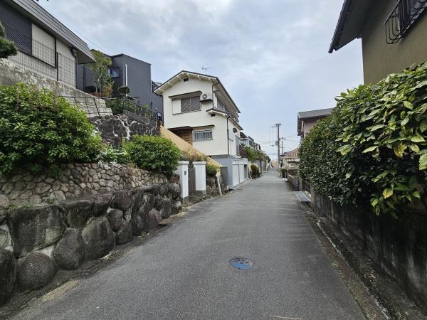 茨木市北春日丘２丁目の土地