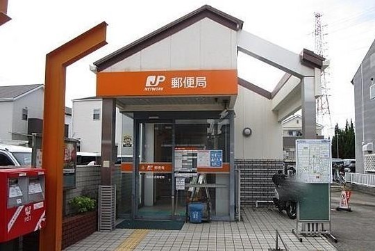 高槻市柱本6丁目の中古一戸建て(高槻柱本郵便局)