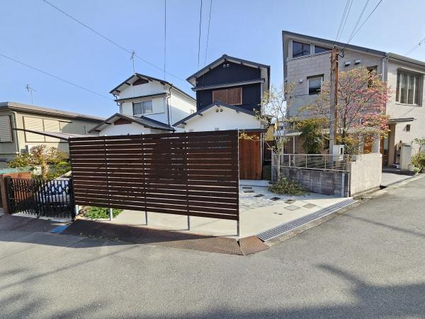 茨木市北春日丘２丁目の中古一戸建て