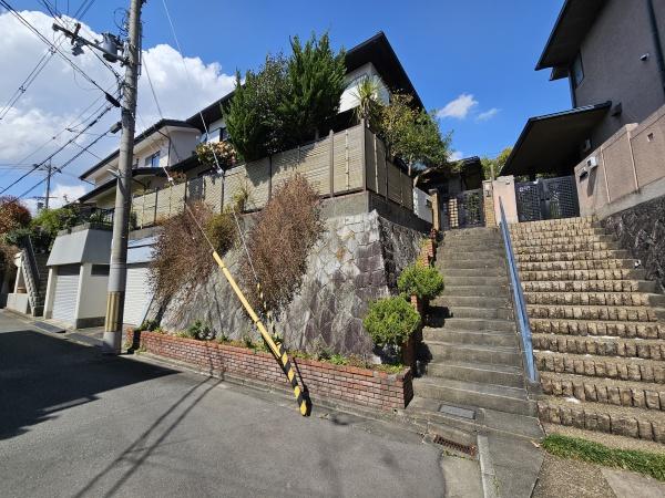 茨木市北春日丘1丁目　売り土地