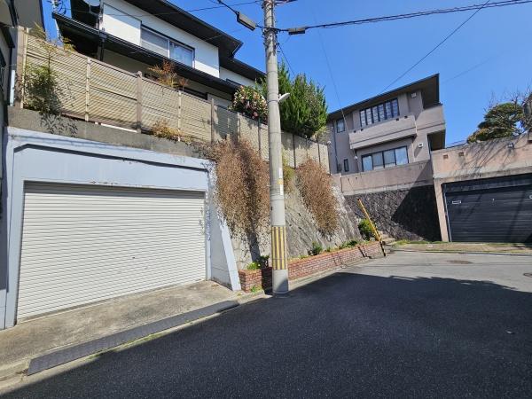茨木市北春日丘１丁目の土地